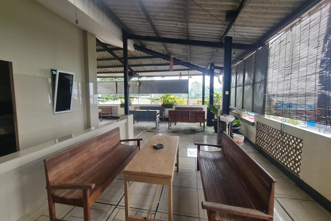 Capital O 93250 Hotel Tirta Kencana 2 Baturaden Banyumas Exterior foto