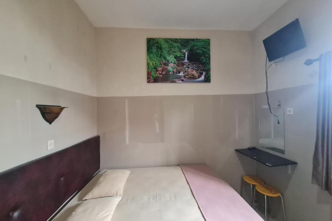 Capital O 93250 Hotel Tirta Kencana 2 Baturaden Banyumas Exterior foto